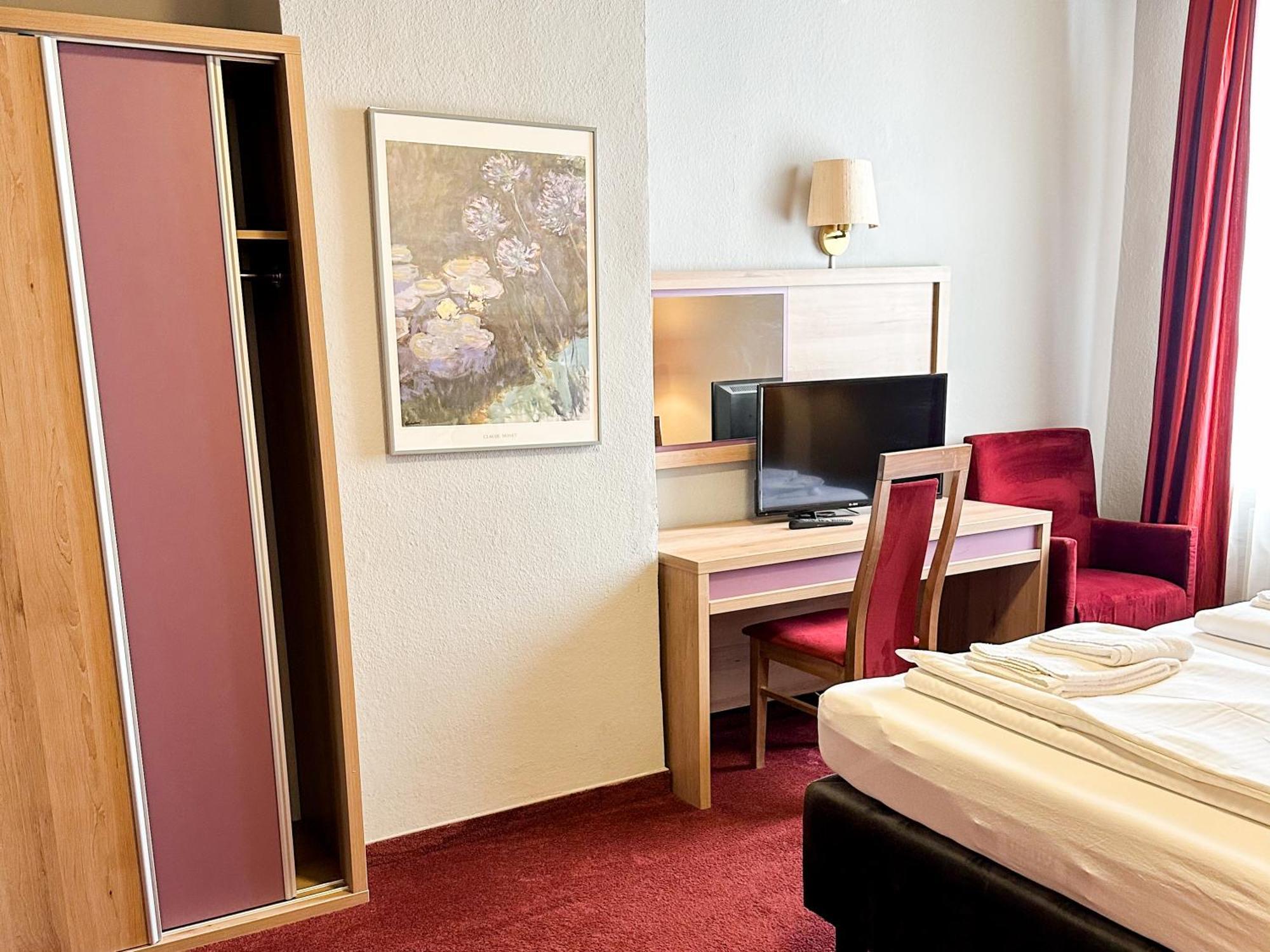 Hotel Fraenkischer Hof Kitzingen Dış mekan fotoğraf