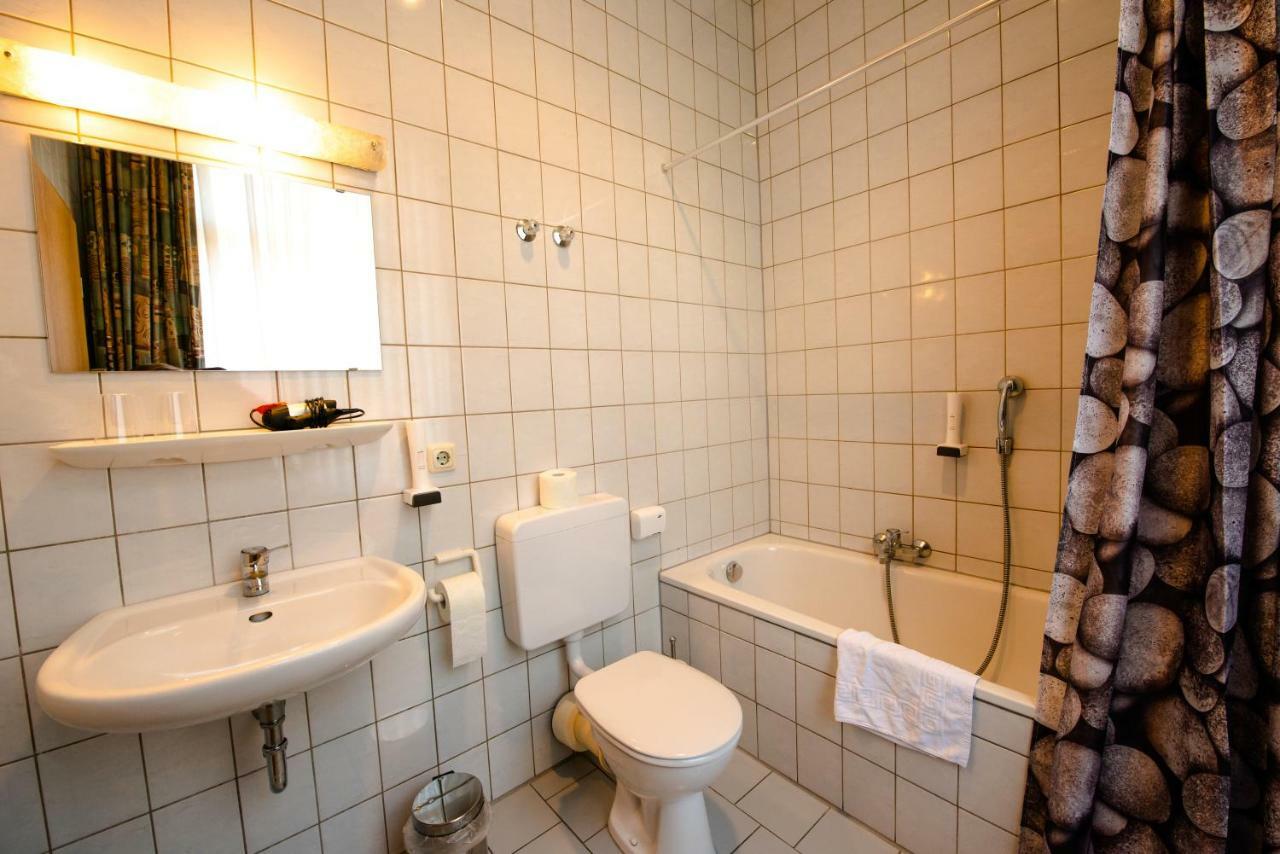 Hotel Fraenkischer Hof Kitzingen Dış mekan fotoğraf